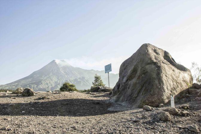 Batu Alien Cangkringan