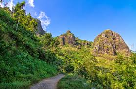 Fasilitas Puncak Gunung Lanang